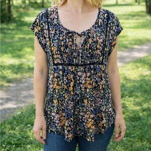 Tommy Hilfiger Floral Blouse cap sleeves Large